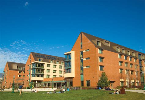The University. . University of oregon housing